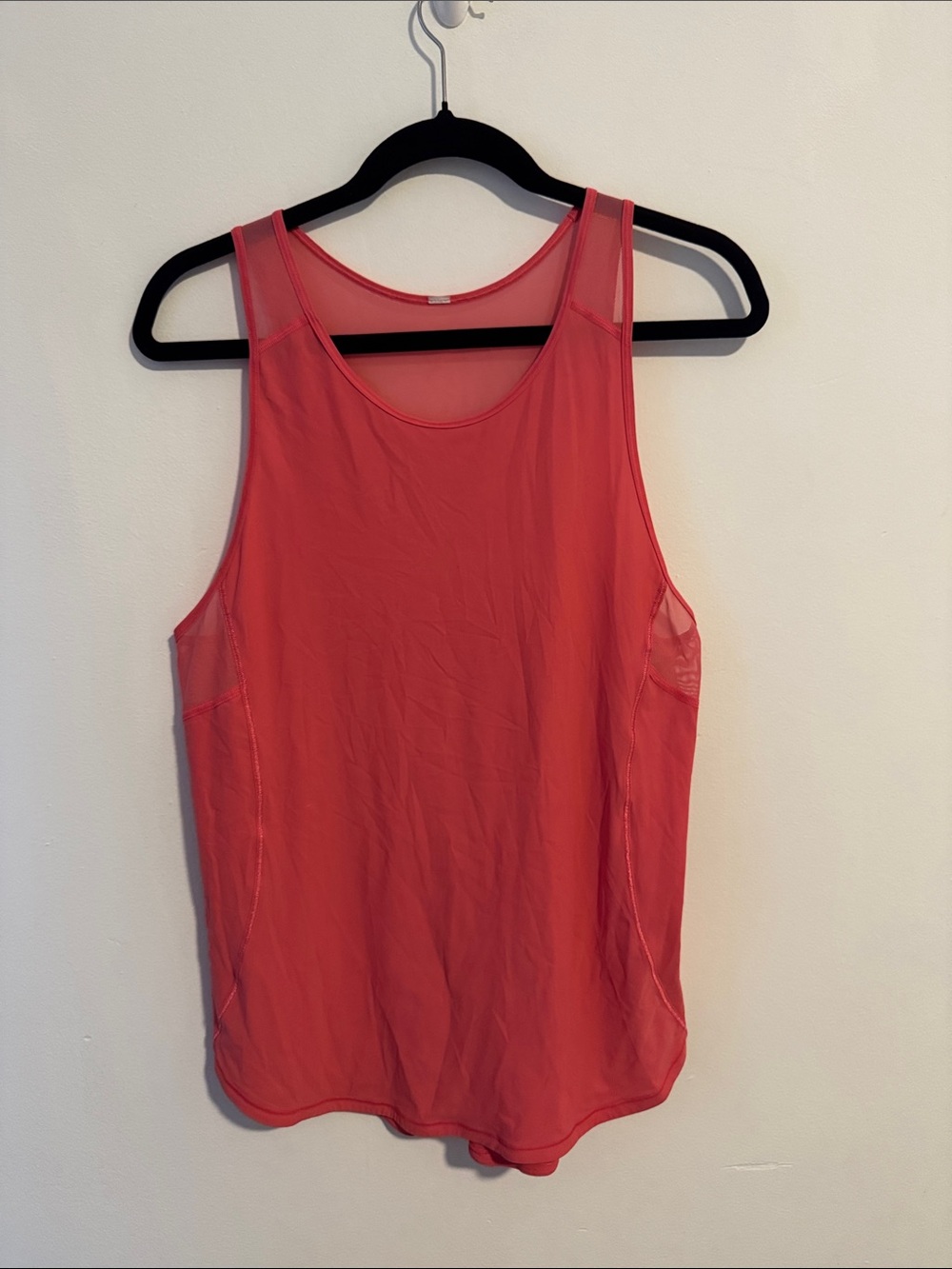 Lululemon Coral Sleeveless sculpt II tank